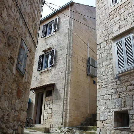 Charming One Bedroom Lisa 2 Appartement
